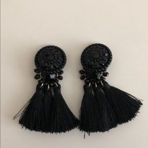 TASSEL ESRRINGS